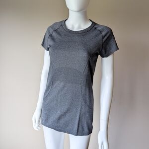 Lululemon Swiftly Tech Short Sleeve Crew - Grey